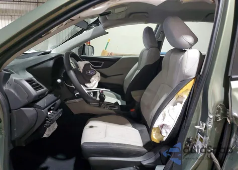 2021 Subaru Forester z USA, uszkodzony, nr VIN JF2SKADC8MH583505